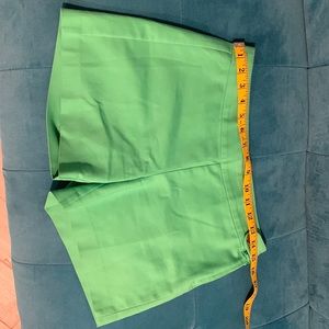 Lily Pulitzer green shorts. Size 00